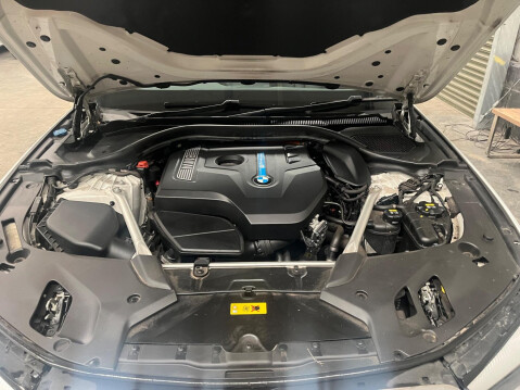 BMW 5 Series 2.0 530e 12kWh SE Auto Euro 6 (s/s) 4dr (17in Alloy) 62