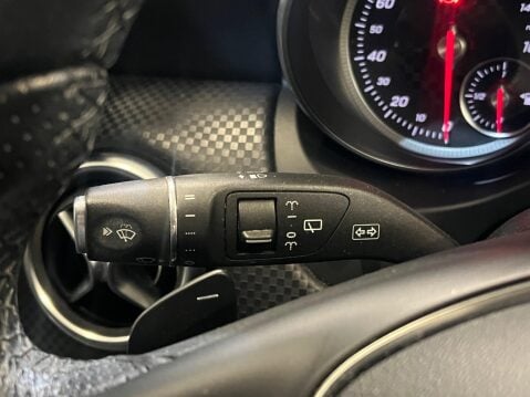 Mercedes-Benz A Class 1.5 A180d Sport (Executive) 7G-DCT Euro 6 (s/s) 5dr 18