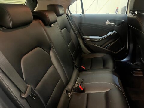 Mercedes-Benz A Class 1.5 A180d Sport (Executive) 7G-DCT Euro 6 (s/s) 5dr 10