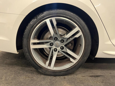 Audi A4 2.0 TDI ultra S line S Tronic Euro 6 (s/s) 5dr 52