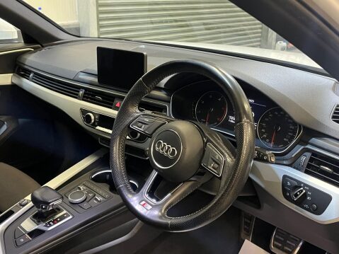 Audi A4 2.0 TDI ultra S line S Tronic Euro 6 (s/s) 5dr 8