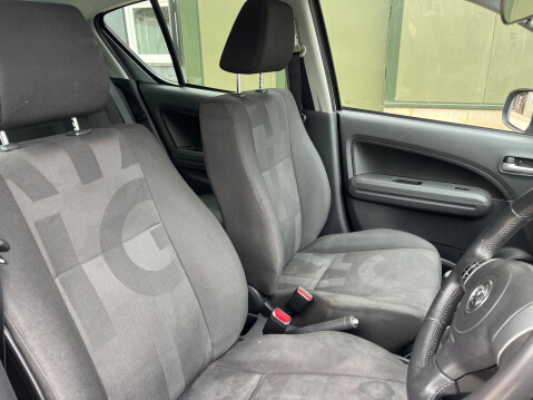 Vauxhall Agila 1.2 16V Design Euro 5 5dr 8