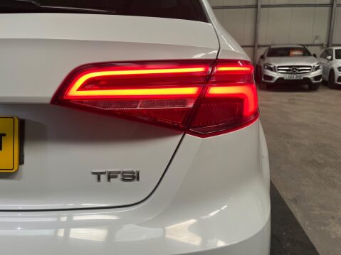 Audi A3 1.5 TFSI CoD S line Sportback S Tronic Euro 6 (s/s) 5dr 42