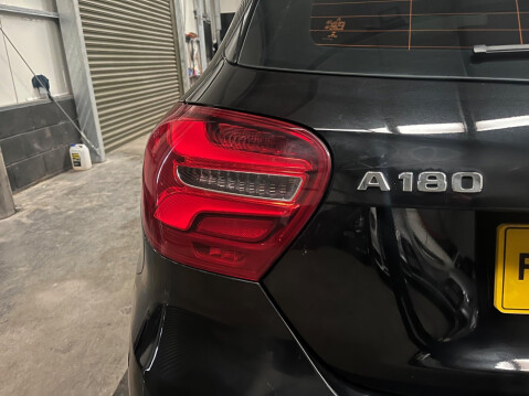 Mercedes-Benz A Class 1.6 A180 AMG Line (Premium) 7G-DCT Euro 6 (s/s) 5dr 49