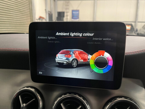 Mercedes-Benz GLA 2.1 GLA220d AMG Line (Premium) 7G-DCT 4MATIC Euro 6 (s/s) 5dr 37