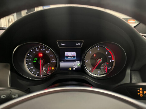 Mercedes-Benz GLA 2.1 GLA220d AMG Line (Premium) 7G-DCT 4MATIC Euro 6 (s/s) 5dr 47