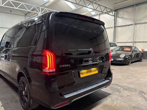 Mercedes-Benz V Class 2.2 V250d AMG Line G-Tronic+ Euro 6 (s/s) 5dr 8 Seat XLWB 43