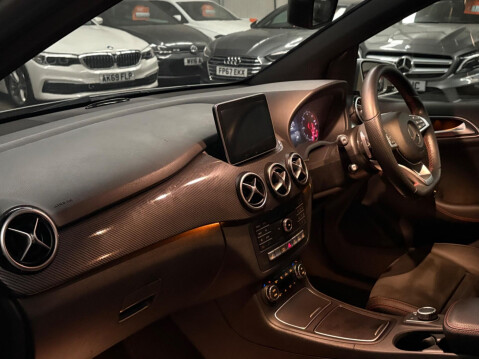 Mercedes-Benz B Class 1.5 B180d AMG Line (Executive) 7G-DCT Euro 6 (s/s) 5dr 11