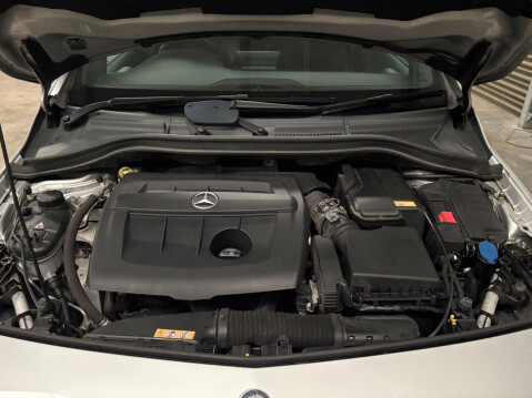 Mercedes-Benz B Class 1.5 B180d AMG Line (Executive) 7G-DCT Euro 6 (s/s) 5dr 47