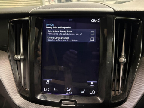 Volvo XC60 2.0 B5 MHEV Inscription Pro Auto AWD Euro 6 (s/s) 5dr 30