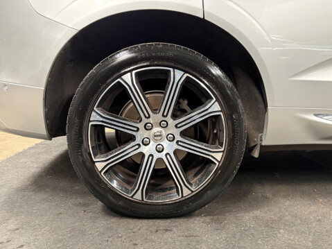 Volvo XC60 2.0 B5 MHEV Inscription Pro Auto AWD Euro 6 (s/s) 5dr 50