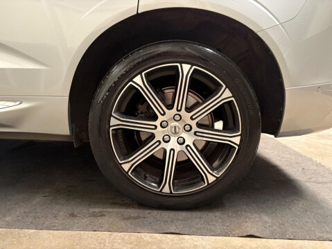 Volvo XC60 2.0 B5 MHEV Inscription Pro Auto AWD Euro 6 (s/s) 5dr 49