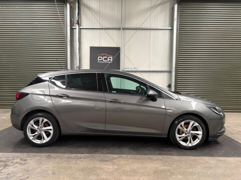 Vauxhall Astra 1.4i SRi Euro 6 5dr 7