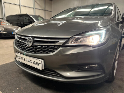 Vauxhall Astra 1.4i SRi Euro 6 5dr 31