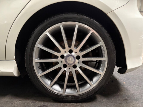 Mercedes-Benz A Class 1.5 A180d AMG Line Euro 6 (s/s) 5dr 48