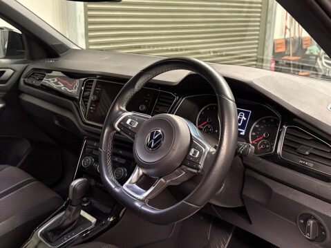 Volkswagen T-Roc 1.5 TSI EVO Black Edition DSG Euro 6 (s/s) 5dr 8