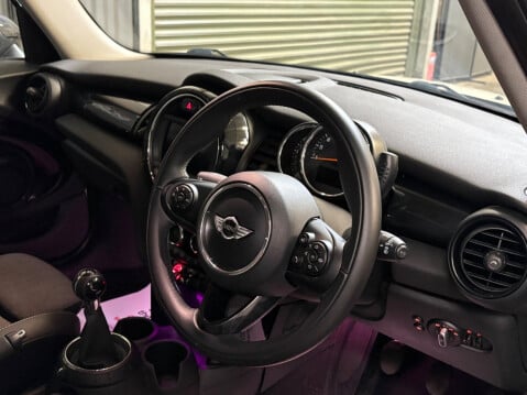 Mini Hatch 1.5 Cooper Euro 6 (s/s) 5dr 8