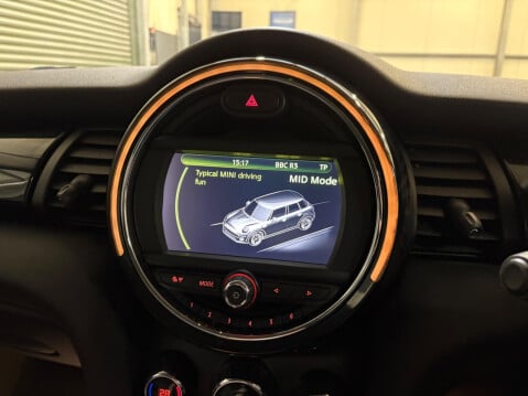 Mini Hatch 1.5 Cooper Euro 6 (s/s) 5dr 24