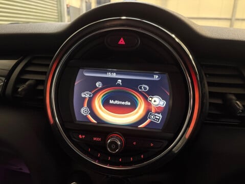 Mini Hatch 1.5 Cooper Euro 6 (s/s) 5dr 26