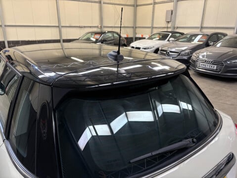 Mini Hatch 1.5 Cooper Euro 6 (s/s) 5dr 35