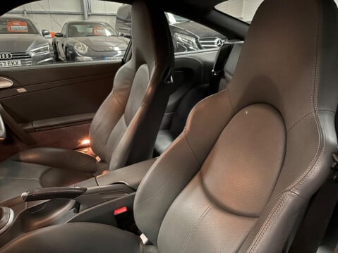 Porsche 911 3.8 997 Carrera 4S AWD 2dr 11