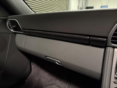 Porsche 911 3.8 997 Carrera 4S AWD 2dr 37