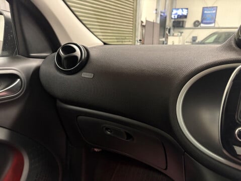 Smart Forfour 0.9T Prime (Premium Plus) Twinamic Euro 6 (s/s) 5dr 37