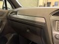 Volkswagen Tiguan 2.0 TDI BlueMotion Tech R-Line DSG 4Motion Euro 6 (s/s) 5dr 28