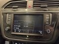 Volkswagen Tiguan 2.0 TDI BlueMotion Tech R-Line DSG 4Motion Euro 6 (s/s) 5dr 31
