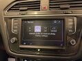 Volkswagen Tiguan 2.0 TDI BlueMotion Tech R-Line DSG 4Motion Euro 6 (s/s) 5dr 43