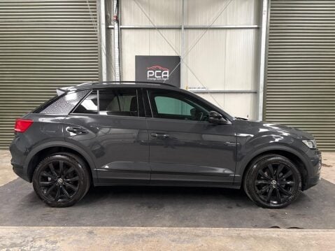 Volkswagen T-Roc 1.5 TSI EVO Black Edition DSG Euro 6 (s/s) 5dr 7