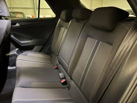 Volkswagen T-Roc 1.5 TSI EVO Black Edition DSG Euro 6 (s/s) 5dr 13