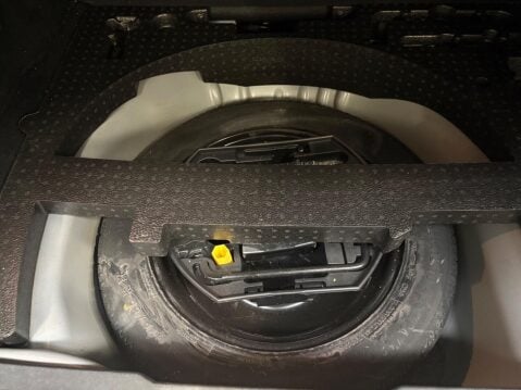 Peugeot 2008 1.6 e-HDi Allure Euro 5 (s/s) 5dr 41