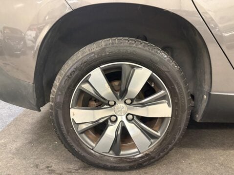 Peugeot 2008 1.6 e-HDi Allure Euro 5 (s/s) 5dr 45