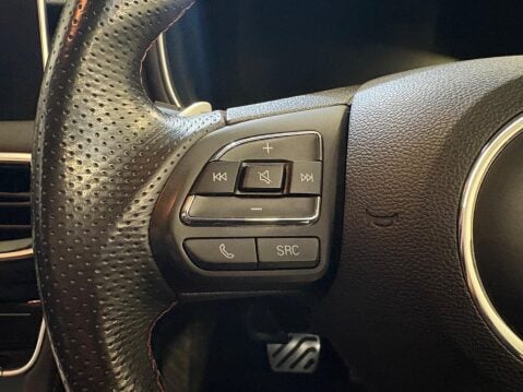 MG HS 1.5 T-GDI Trophy DCT Euro 6 (s/s) 5dr 18