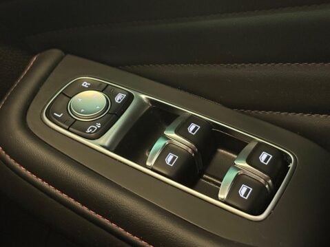 MG HS 1.5 T-GDI Trophy DCT Euro 6 (s/s) 5dr 26