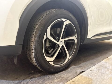 MG HS 1.5 T-GDI Trophy DCT Euro 6 (s/s) 5dr 57