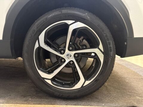 MG HS 1.5 T-GDI Trophy DCT Euro 6 (s/s) 5dr 59