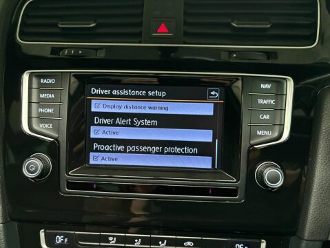 Volkswagen Golf 2.0 TSI BlueMotion Tech R 4Motion Euro 6 (s/s) 3dr 35