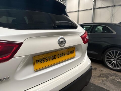 Nissan Qashqai 1.2 DIG-T Tekna 2WD Euro 6 (s/s) 5dr 25