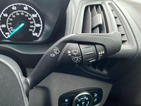 Ford Transit Connect 1.5 240 EcoBlue Limited L1 Euro 6 (s/s) 5dr 35