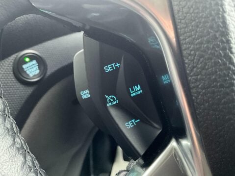 Ford Transit Connect 1.5 240 EcoBlue Limited L1 Euro 6 (s/s) 5dr 19