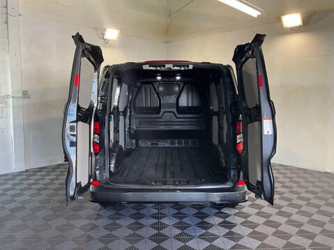 Ford Transit Custom 2.0 320 EcoBlue Limited Auto L1 H1 Euro 6 (s/s) 5dr 3