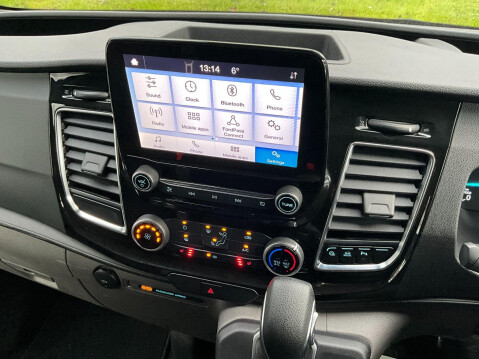 Ford Transit Custom 2.0 320 EcoBlue Limited Crew Van Auto L2 H1 Euro 6 5dr 30