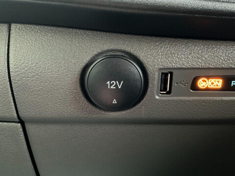 Ford Transit Custom 2.0 340 EcoBlue Limited Panel Van 5dr Diesel Auto L2 H1 Euro 6 (170 ps) 39