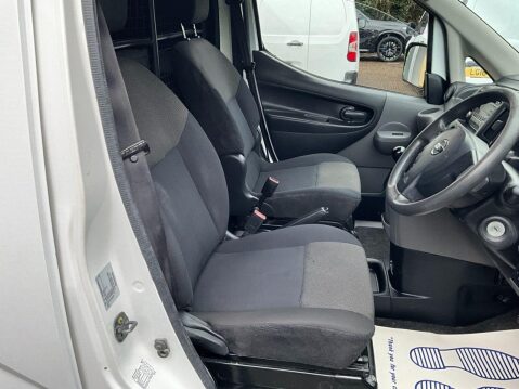 Nissan NV200 1.5 dCi Acenta SWB Euro 6 6dr 10