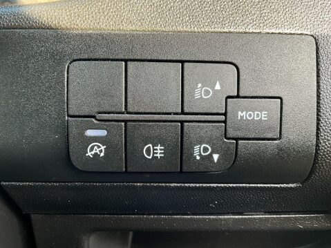 Peugeot Boxer 2.2 BlueHDi 335 Professional L3 H2 Euro 6 (s/s) 5dr 34