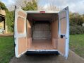 Peugeot Boxer 2.2 BlueHDi 335 Professional L3 H2 Euro 6 (s/s) 5dr 8