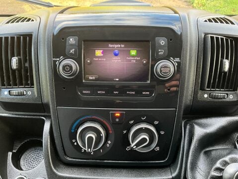 Peugeot Boxer 2.2 BlueHDi 335 Professional L3 H2 Euro 6 (s/s) 5dr 28