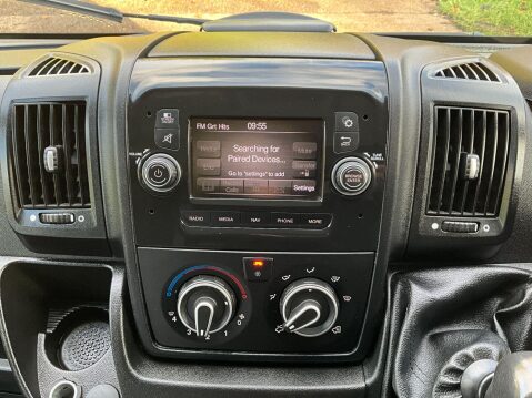 Peugeot Boxer 2.2 BlueHDi 335 Professional L3 H2 Euro 6 (s/s) 5dr 29
